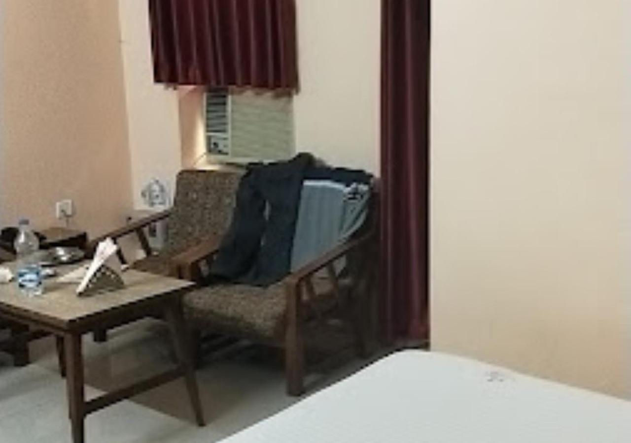 Vijieya Hotel Bihar Saharsa Zewnętrze zdjęcie